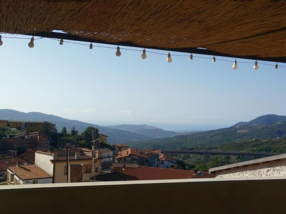 Casa Torre Con Terrazza Panoramica Villa Futani Exterior foto